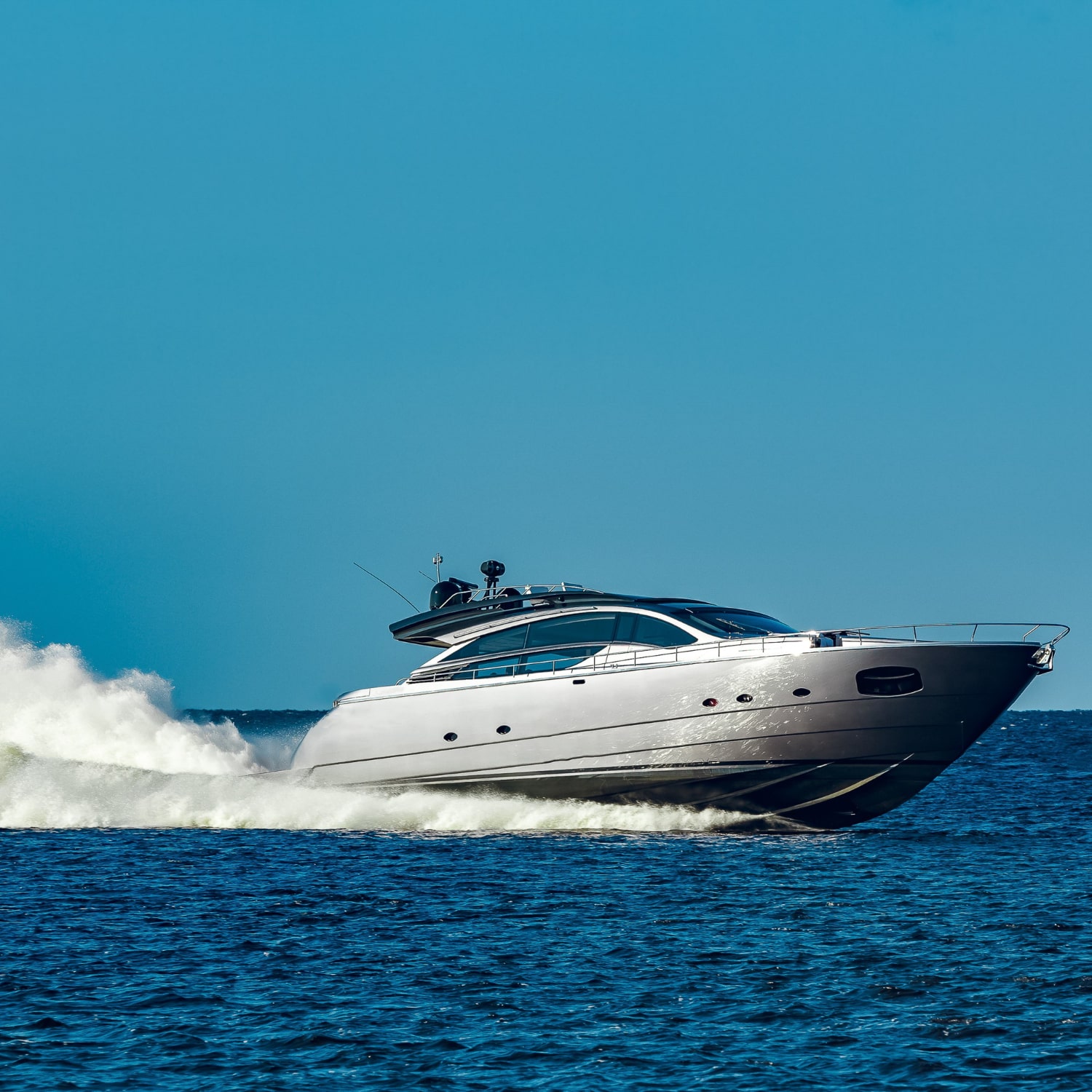 Yatch