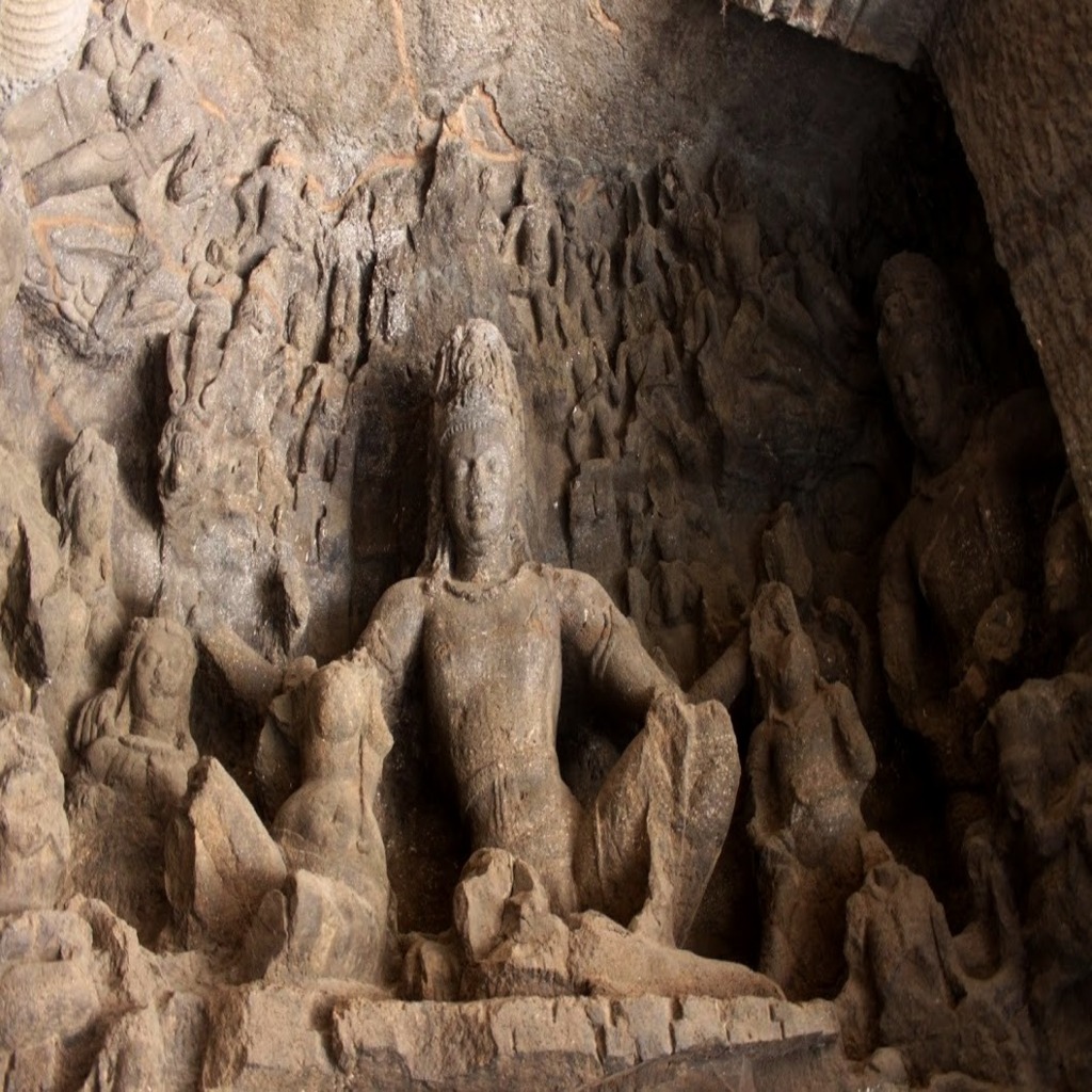 Shiva-Parvati-at-Kailasha (1)